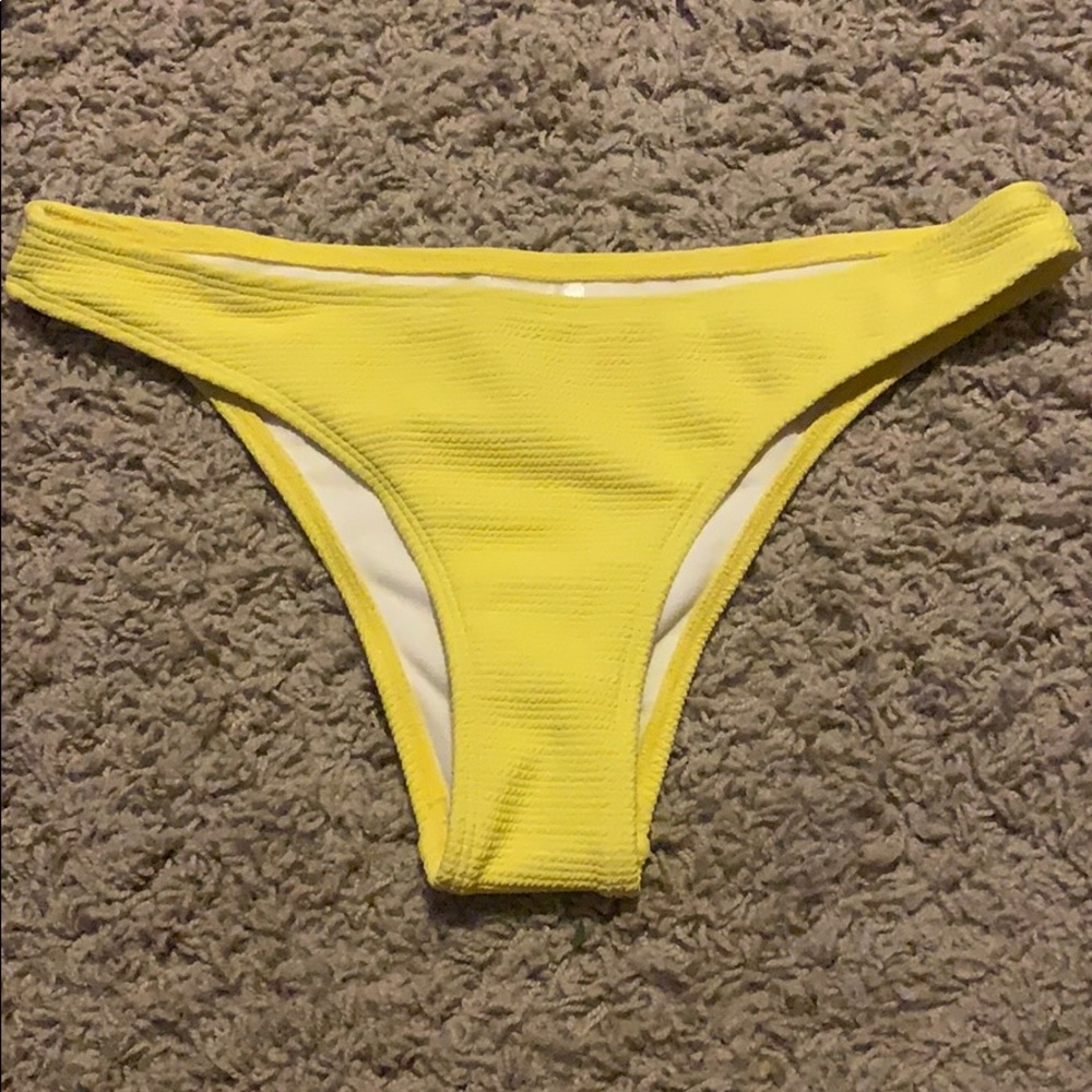 Bikini bottoms
